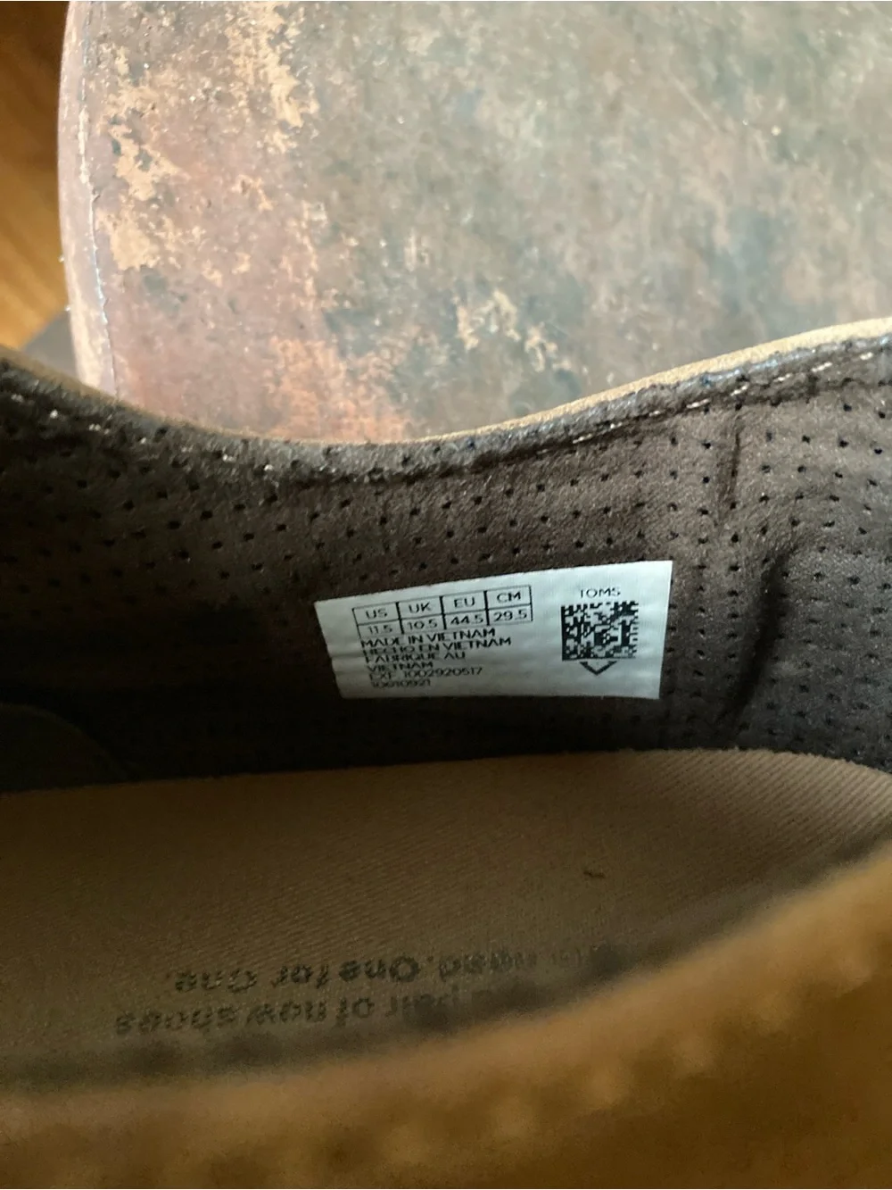 Tom’s Size 11.5 Paseo brown canvas and suede lace up slip on shoes